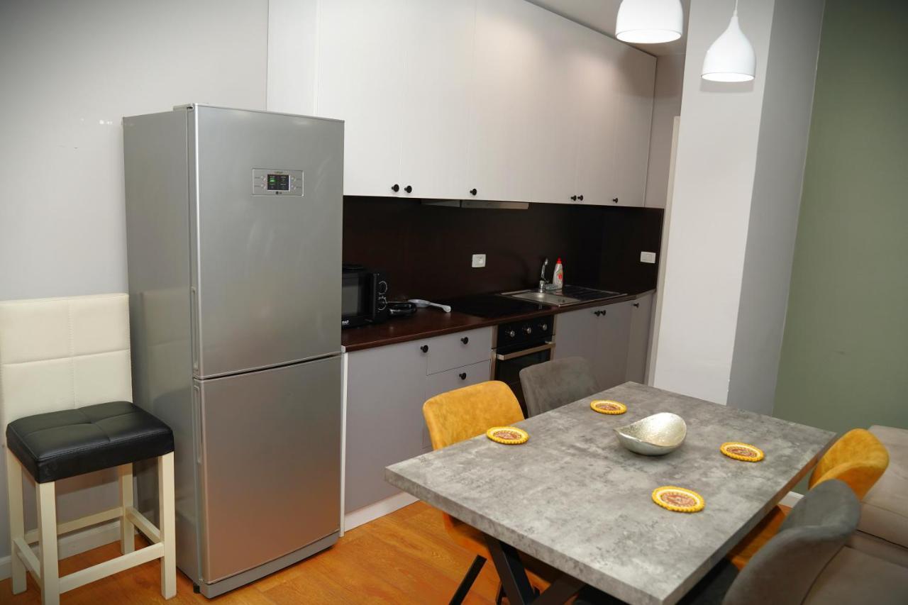 Kler Apartments City Center Тирана Екстер'єр фото