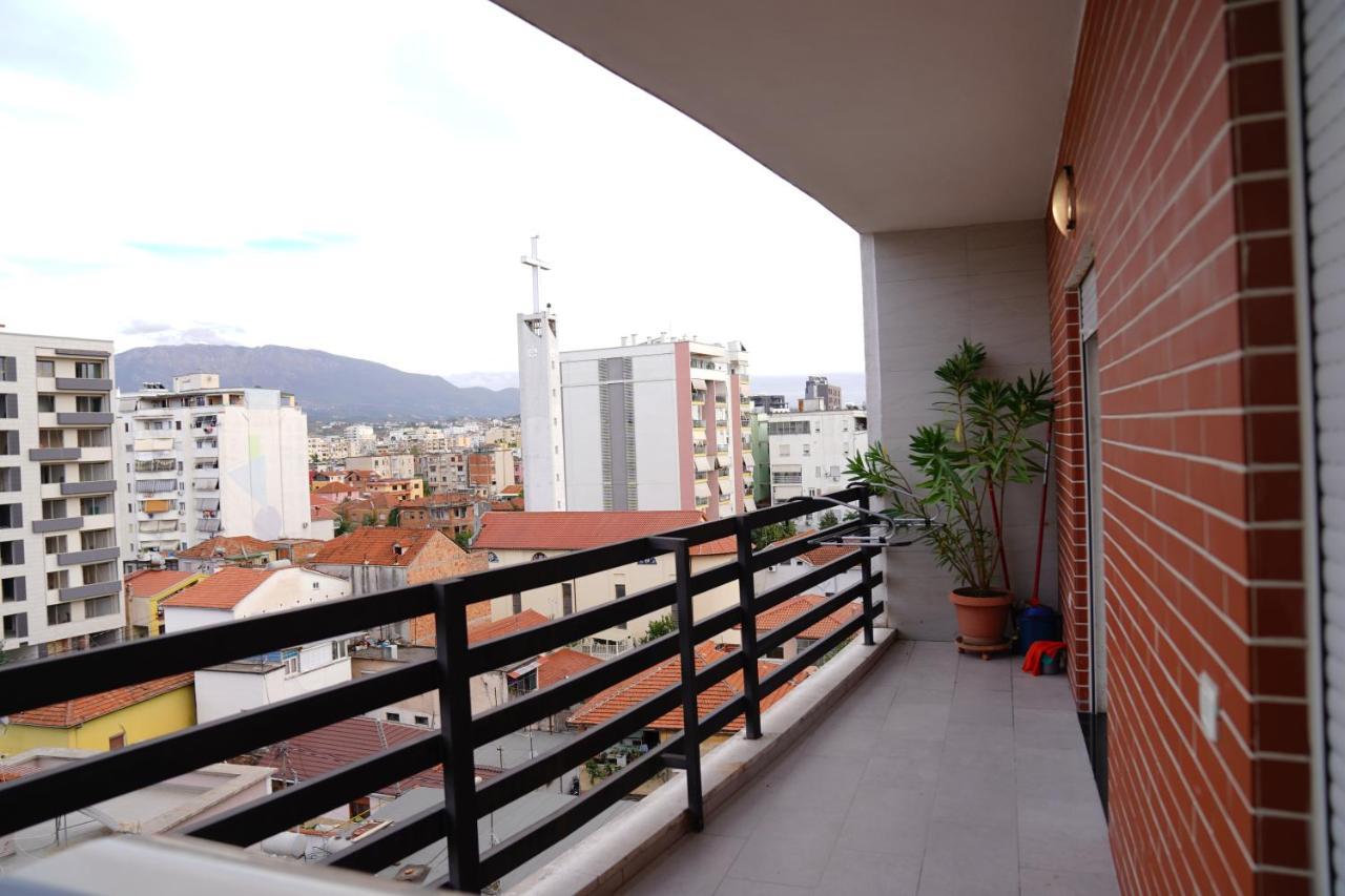 Kler Apartments City Center Тирана Екстер'єр фото